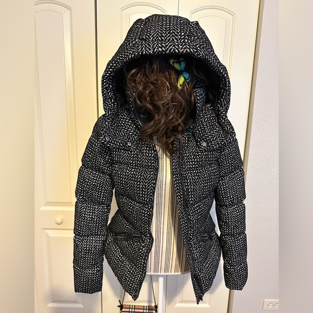 Mackage Madalyn flocked medium down coat. Black white